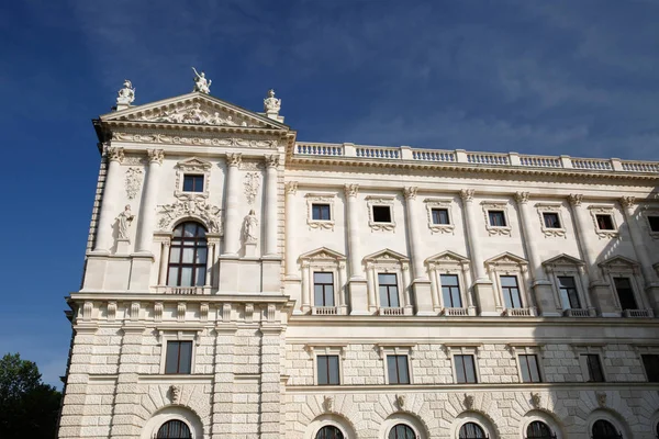 Hofburg, Vienne architecture historique, château autrichien comme un fo — Photo