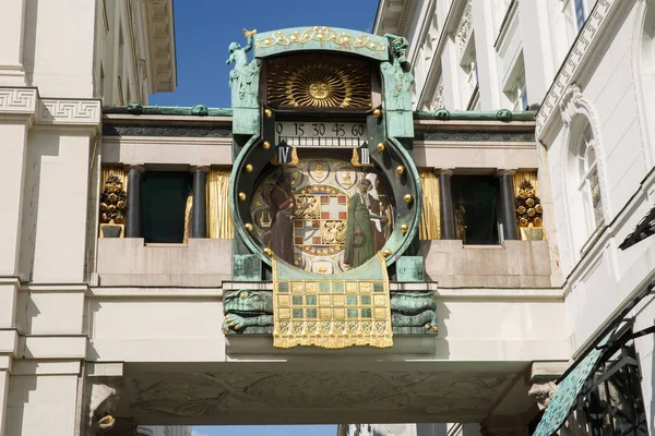 Ankeruhr (Reloj Anker), famoso reloj astronómico en Viena, Aus — Foto de Stock