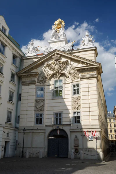 Burgerliches Zeughaus는 비엔나 (Vienna)의 첫 번째 지구에에서 위치 하 고 있습니다. — 스톡 사진