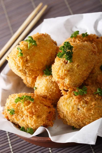 Croquettes de pommes de terre, ou Korokke japonais, cuites à partir de purée de potat — Photo