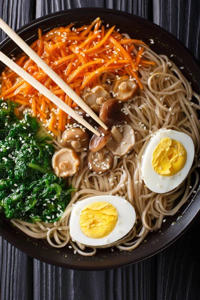 Soba noodles soup with vegetables, shiitake mushrooms, egg and s — Stock Photo, Image
