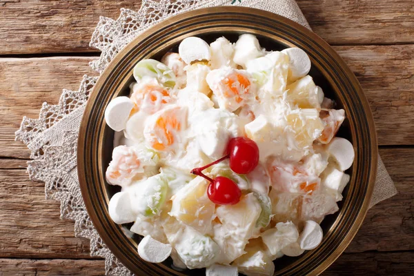 Light fruit salad Ambrosia with marshmallow and vanilla yogurt c — Stock Photo, Image