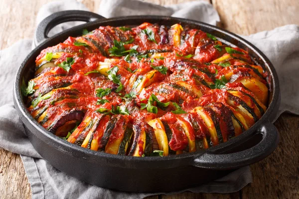 Traditional Greek briam made of vegetables close-up in a pan. ho — Stock Photo, Image