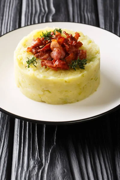 Andorian cuisine Trinxat spicy mashed cabbage potato topped with — Stock Image Andorian cuisine Trinxat spicy mashed cabbage potato topped with Royalty Free Stock Photos