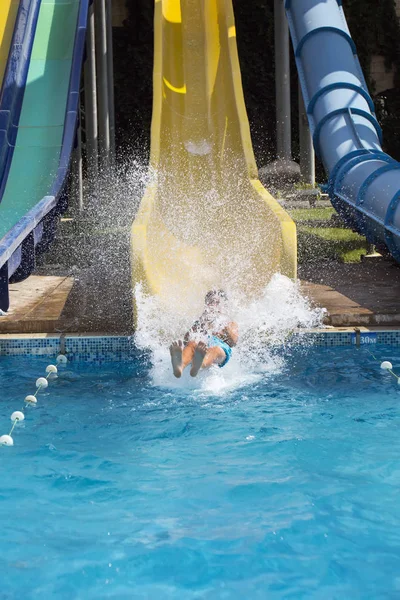 Aquapark slaytlar zevk adam