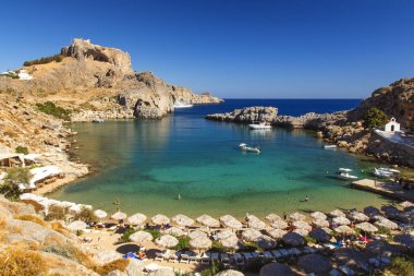 Panoramik Lindos st, Paul's bay ve Acropolis, Rhodes, Yunanistan