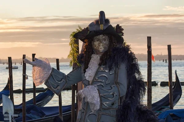 Farbenfrohe Maske Und Kostüme Aus Dem Venezianischen Karneval Venedig Italien — Stockfoto