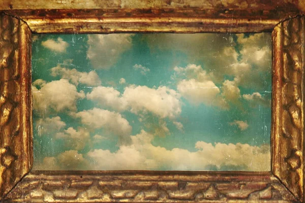 美しいフレーム曇りの空 — ストック写真