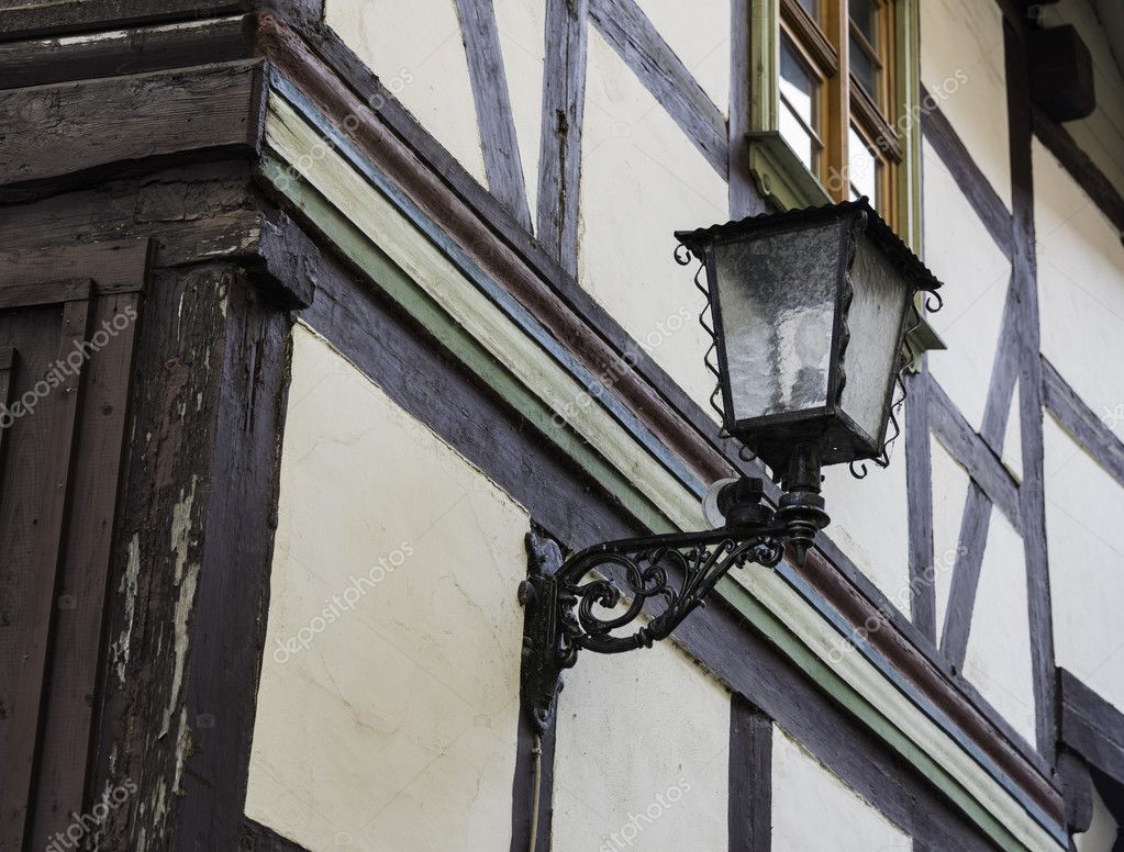 Fachwerkhaus mit Licht — Stockfoto © compuinfoto #125182702 Fachwerkhaus mit Licht — Stockfoto © compuinfoto #125182702