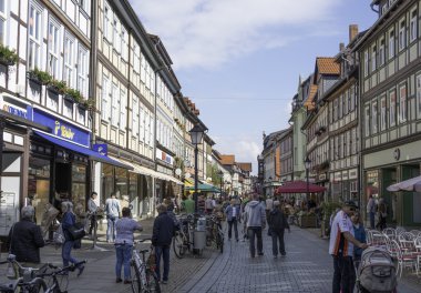 insanlar Alman kenti wernigerode alışveriş