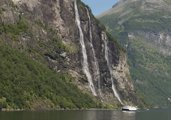 Geiranger fjord-Noorwegen — Stockfoto