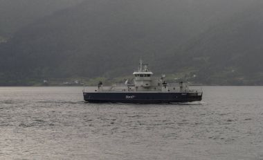 Hella tr dragsvik veya balestrand arasında feribot