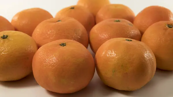 Skupina oranžové mandarinek — Stock fotografie