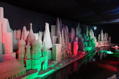 Kumdan yapılmış ünlü binalar