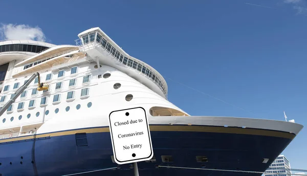 Concept Van Isolatie Quarantaine Van Passagiers Van Cruiseschepen Met Het — Stockfoto