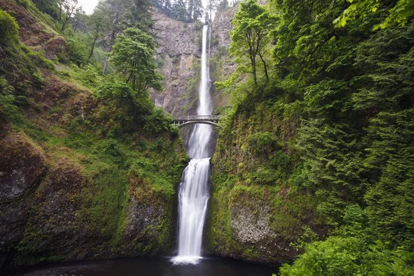 Multnomah cae en el río Columbia — Foto de Stock