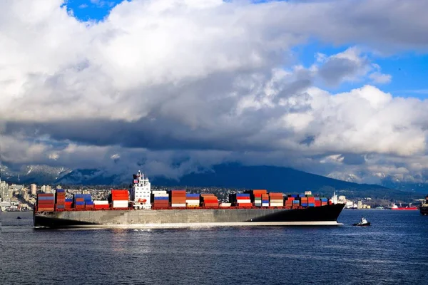 Cargo Ship In Vancouver — Stock Photo, Image