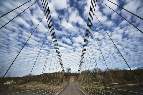 Bridge With Tall Metal Supports — Stock Photo, Image