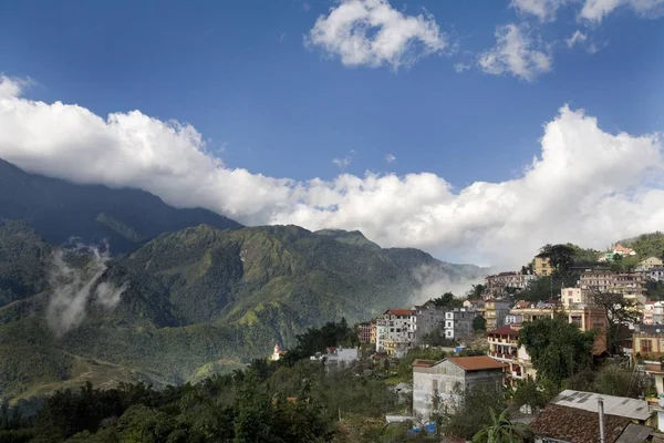 Village pittoresque de Sapa dans le nord du Vietnam — Photo