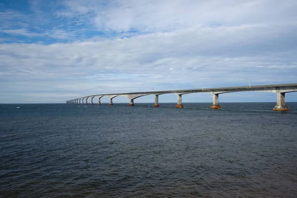 Confederation Bridge; Prince Edward Island — Stock Photo, Image