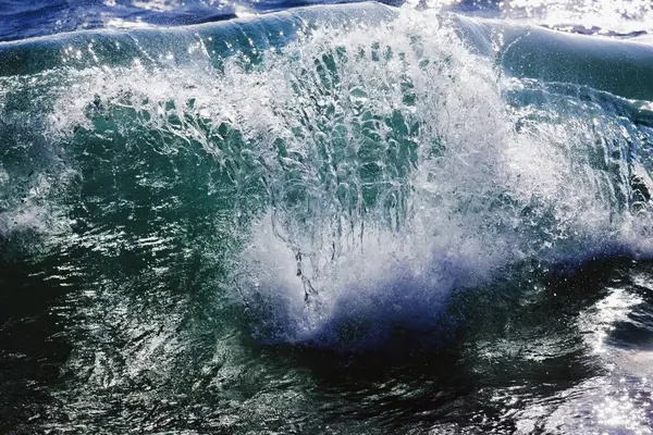 Pause onda in acqua di mare — Foto Stock