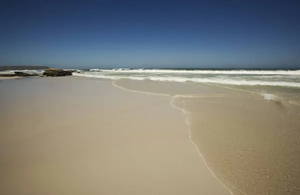 Praia com água calma, África do Sul — Fotografia de Stock