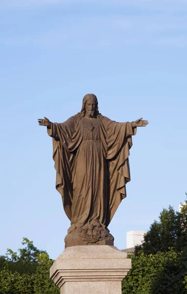 Statue du Christ pendant la journée — Photo