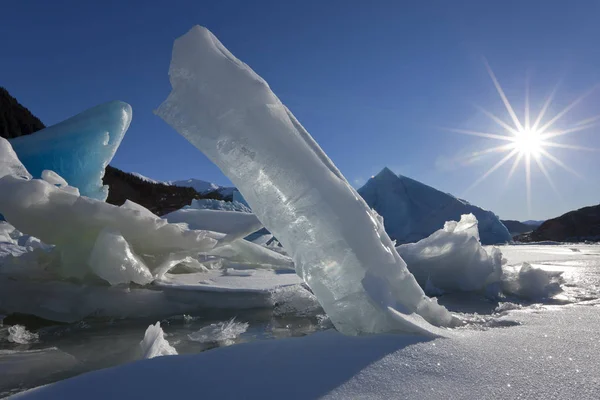 Natursköna stora isberg — Stockfoto