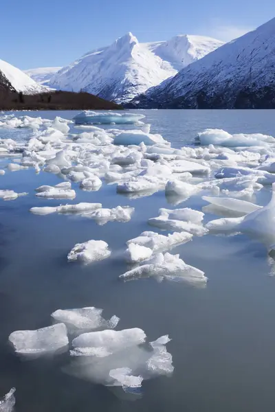 Buz topakları nokta Portage Lake — Stok fotoğraf