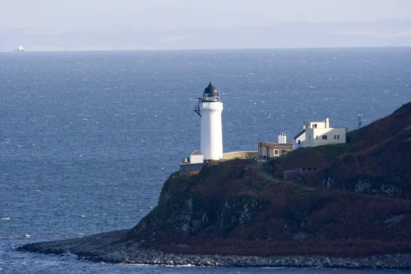 Lighthouse On plumb Coast — Stock Photo, Image