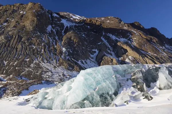 Schwarze Stromschnellen Gletscher Der Alaska Kette Einem Sonnigen Wintertag Alaska — Stockfoto