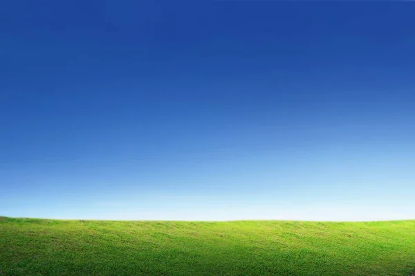 美しい風景、青い空ときれいな — ストック写真