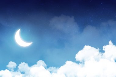 Karanlık bulutlu gökyüzünün panoramik görüntüsü ile yeni ay. Kopya alanı olan duvar kağıdı veya arkaplan. 