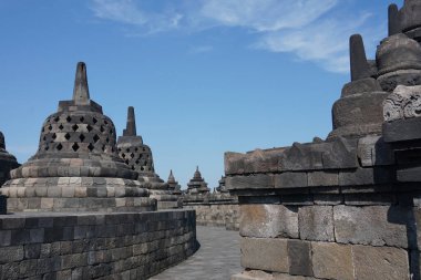 Yogyakarta 'daki Borobudur tapınağının güzel manzarası.