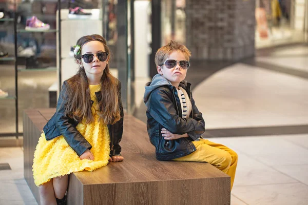 Fashion kids in the mall — 스톡 사진