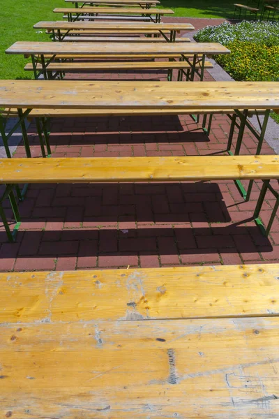 Outdoor Wooden Benches Sunny Day — Stock Photo, Image