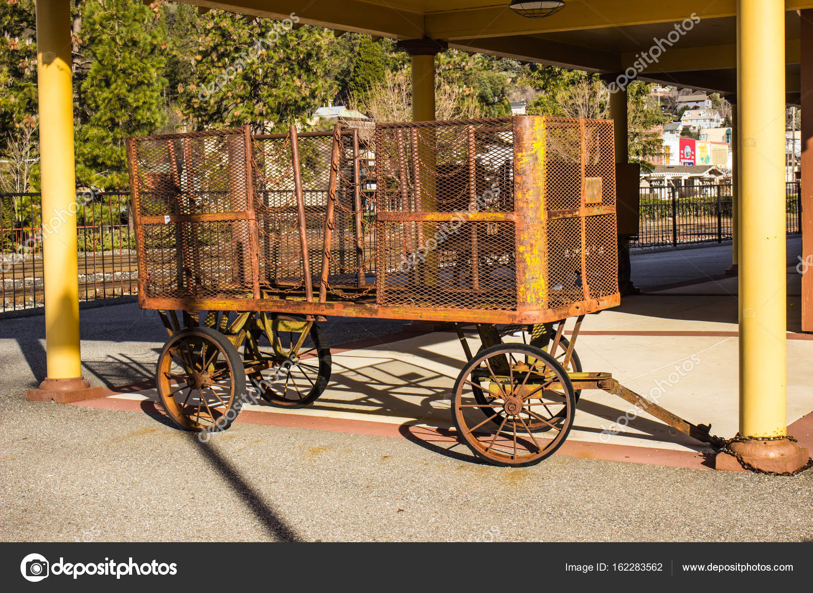 metal luggage cart