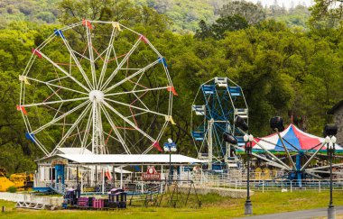 Eğlence sürmek için eski depolama alanı terk