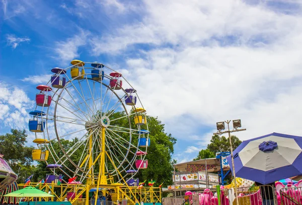 Ferris Wheel At Small Country Fair — Stock Photo, Image
