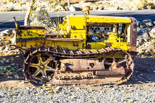 Vintage Mini Bulldozer Med Järn Slitbanor Tidig Morgon — Stockfoto