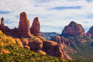 Arizona Çölü'nde kırmızı kaya oluşumları