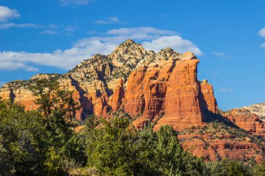 Red Rock dağ Cliff yüksek çölde