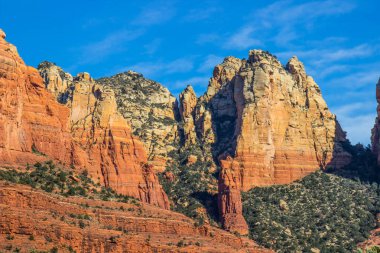 Red Rock Dağları Arizona pürüzlü uçurumlarda