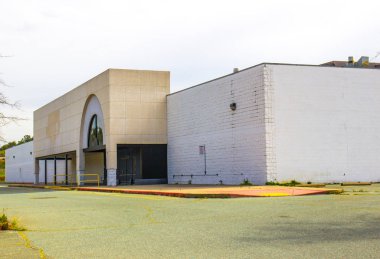 İş büyük kutusu deposu bindik kadar kapıları ile başarısız oldu