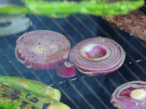 Rodajas de cebolla morada — Foto de Stock