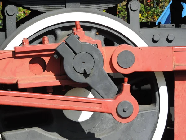 오래 된 기관차 바퀴 — 스톡 사진