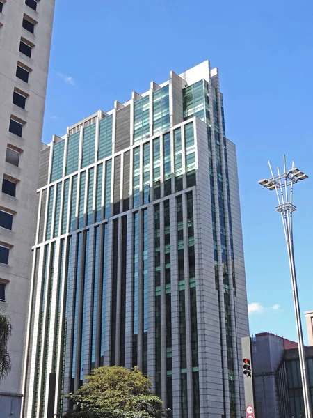 Edificio corporativo moderno —  Fotos de Stock