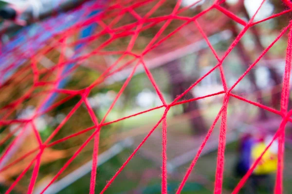 Bir web iplik, ağ kavramı