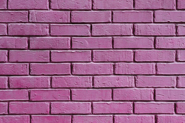 Фиолетовая, пурпурная кирпичная стена
