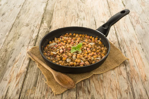 Guisado de legumes e bacon — Fotografia de Stock